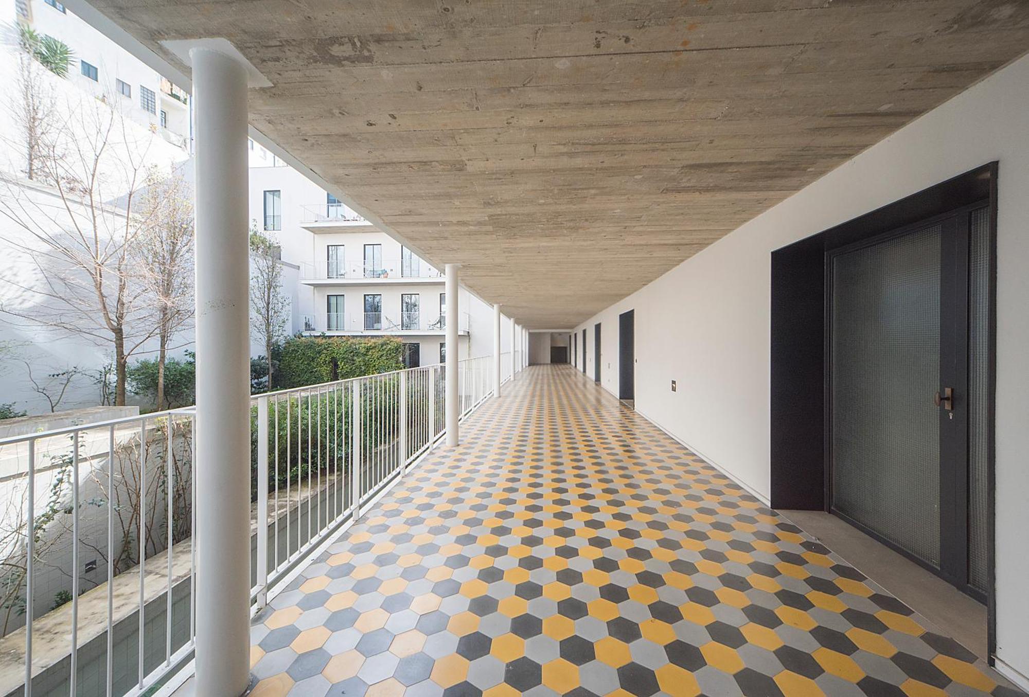 Intendente Prime By Hosty * Lissabon